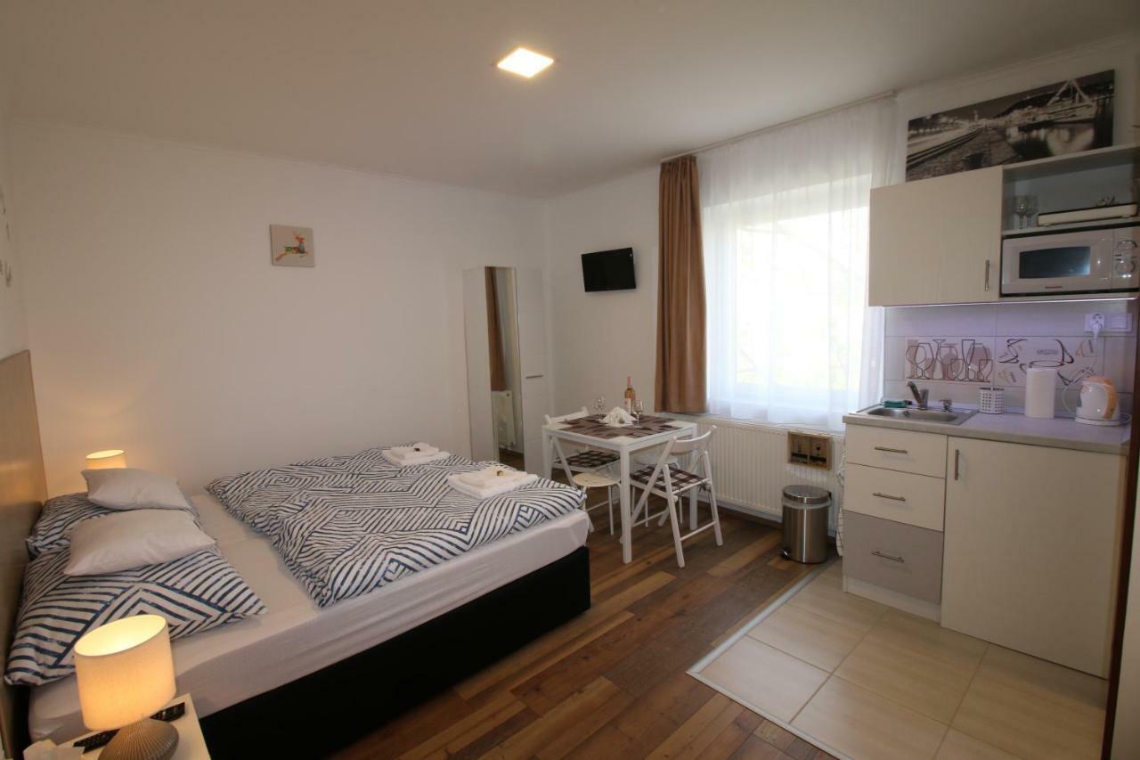 Szent Ivan Apartman Eger Exterior photo